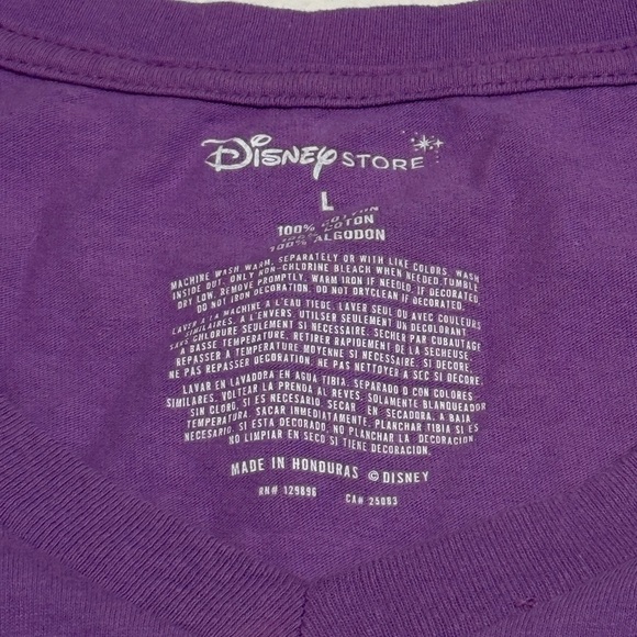 Bundle of 4 Large Disney Graphic T-Shirts - Picture 6 of 8